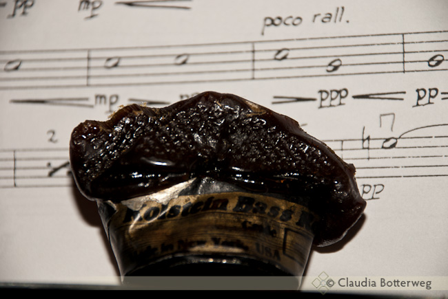 Double Bass Rosin with Music